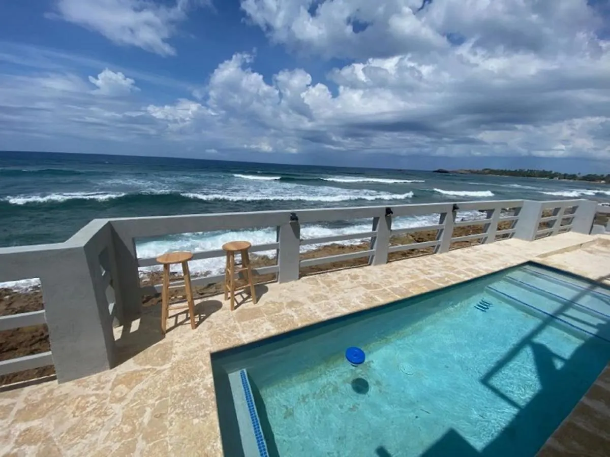 Casita Familiar Con Vista Al Mar Y Piscina Villa Arecibo