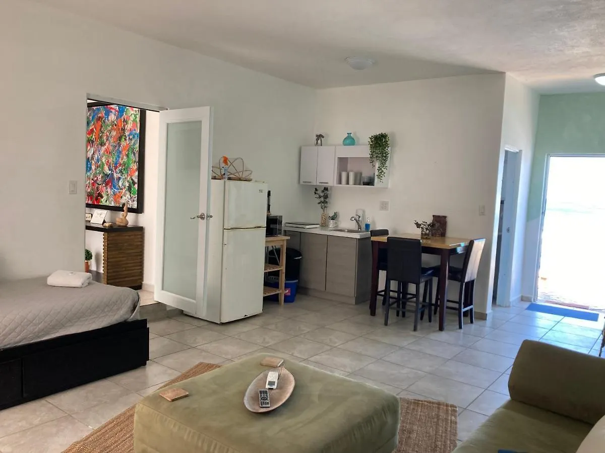 Casita Familiar Con Vista Al Mar Y Piscina Villa Arecibo
